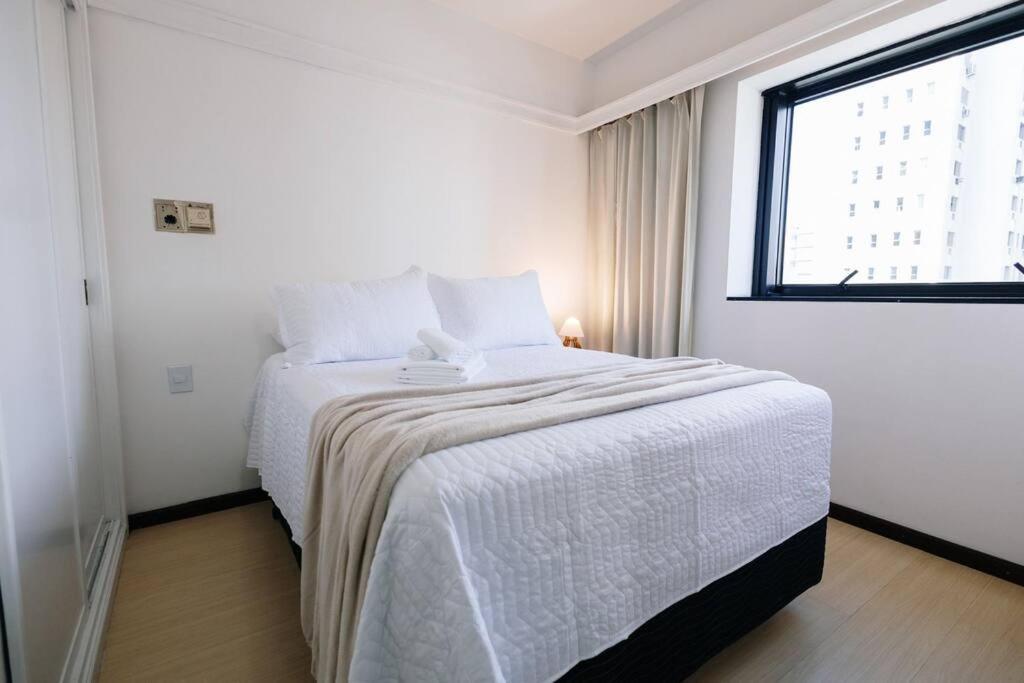 Apartment Flat 1712 - 1712 •le Premier Jd. Paulista