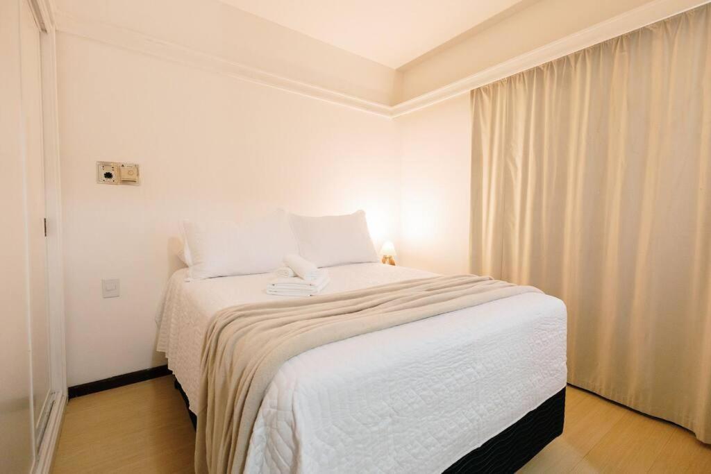 Flat 1712 - 1712 •le Premier Jd. Paulista Apartment *